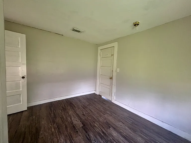 701 N Hackberry St — Photo 5