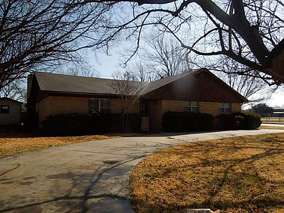 2nd image of 2249 Greenbriar Dr