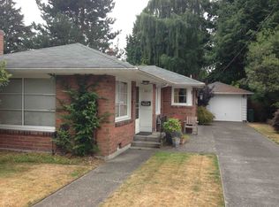 5817 43rd Ave NE, Seattle, WA 98105