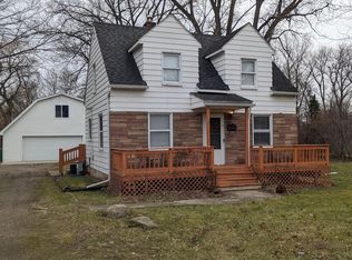 1552 Venoy Rd, Garden City, MI 48135