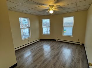 388 Auburn St #2, Manchester, NH 03103