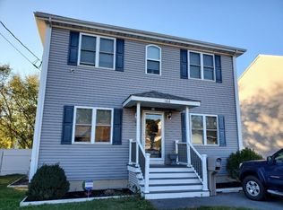 166 Oak Grove Ave, Fall River, MA 02723