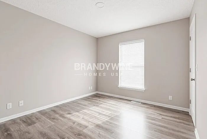19505 Paradise Cir — Photo 13