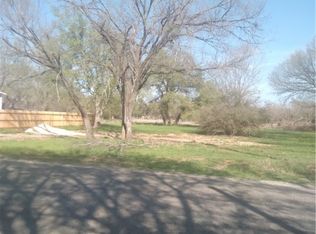 705 Golf Course Rd, Gatesville, TX 76528