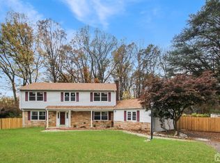 7 Barton Ct, East Brunswick, NJ 08816