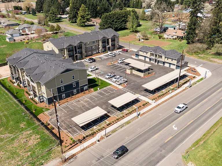 The Jax Apartments — Photo 19