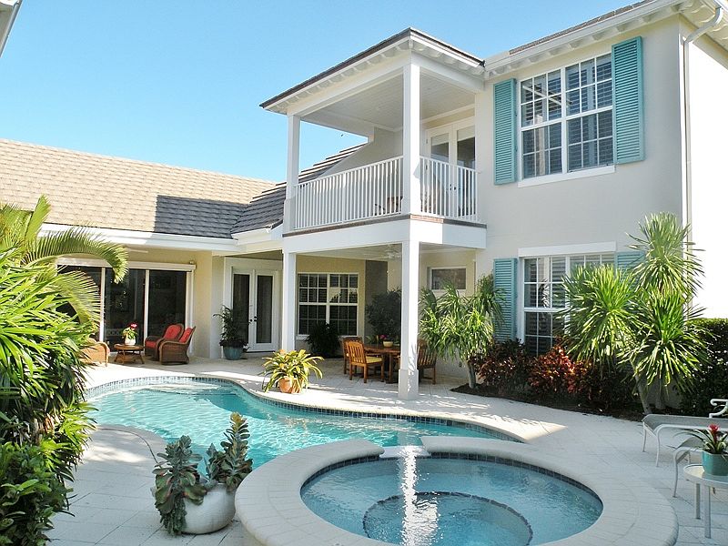 1st image of 812 Pembroke Ct