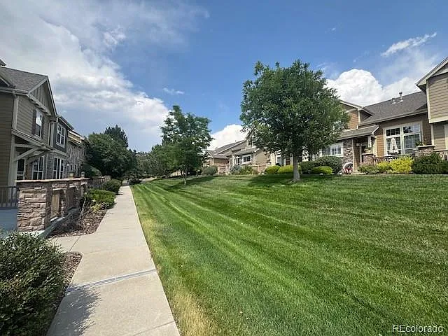 2 bed, 2.5 bath, 1443 sqft, $2,595 — Photo 2