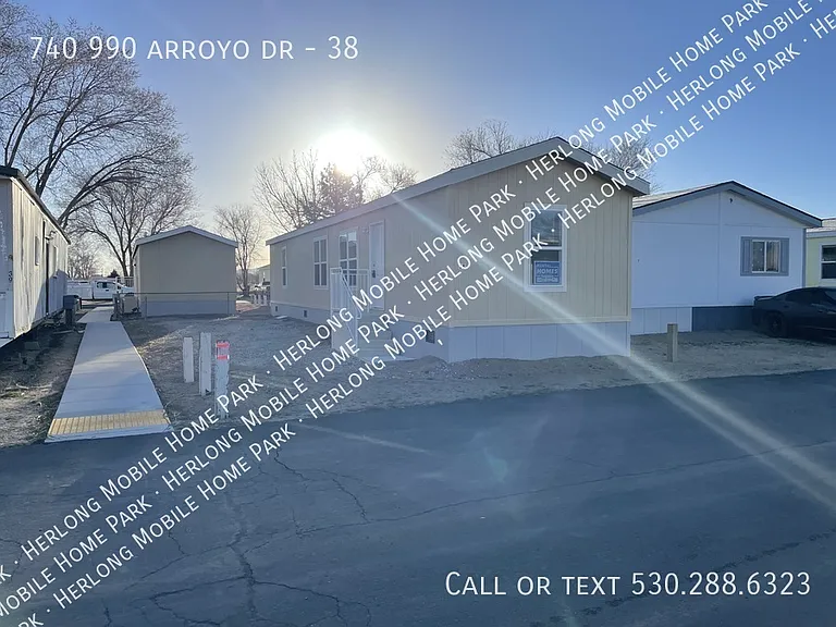 740-990 Arroyo Dr #38 — Photo 3