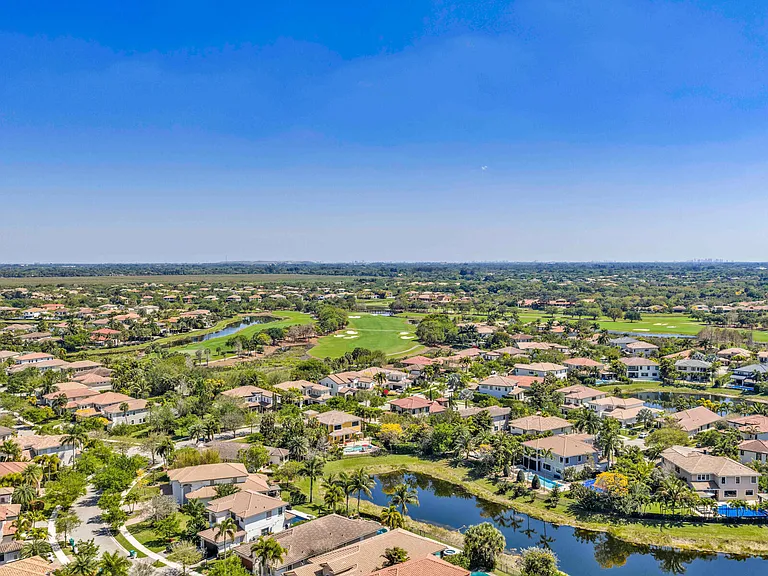8256 Bradford Way — Photo 90