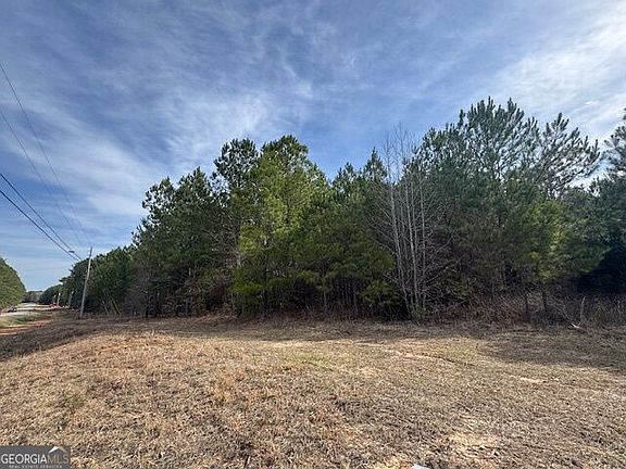 3rd image of 39 Brush Creek Park Rd