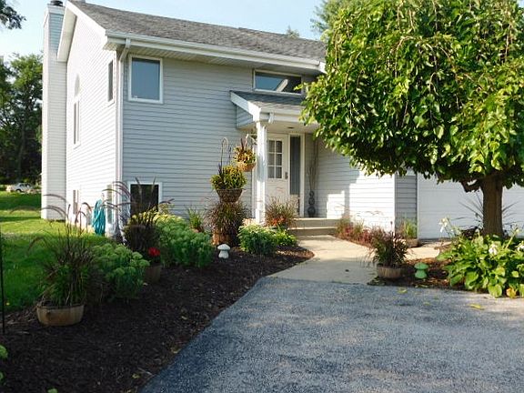 3rd image of 5971-5973 Apawamis Way E