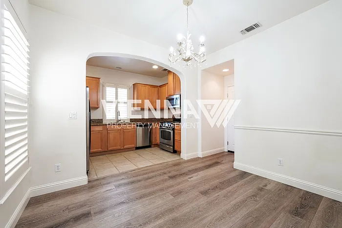 48 Villa Gardens Ct — Photo 6