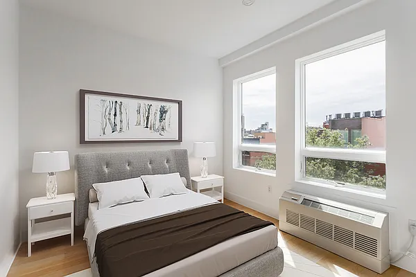 Rented by Bond New York | media 15