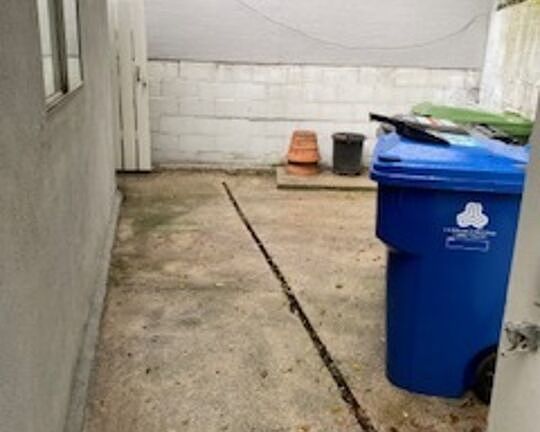 2nd image of 1712 Benedict Canyon Dr #1712