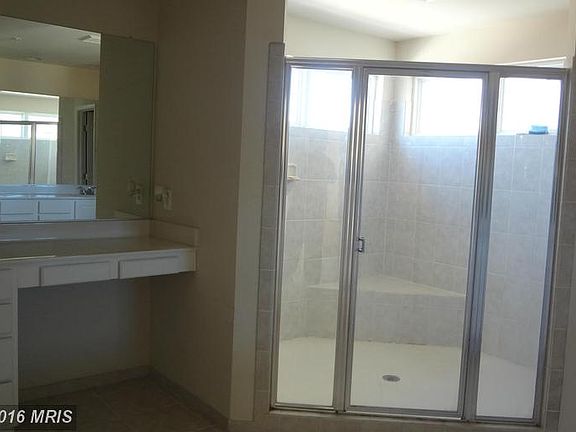5th image of 23718 Bennett Chase Dr