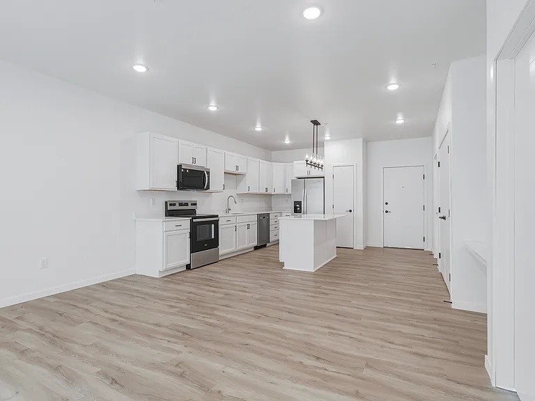 2465 62nd Ave S #109 — Photo 5