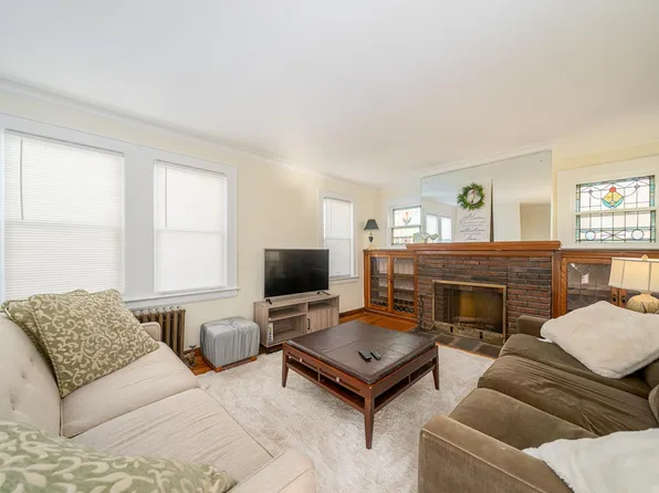 50 Brookwood Dr #A, Maplewood, NJ 07040