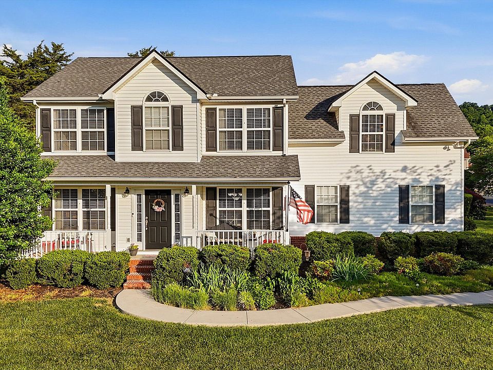 1st image of 3319 Branch Hill Ln