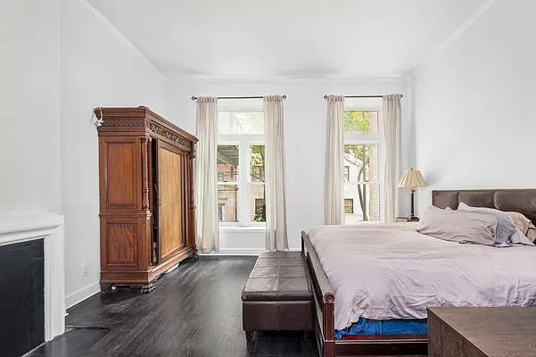 Rented by Compass | media 6