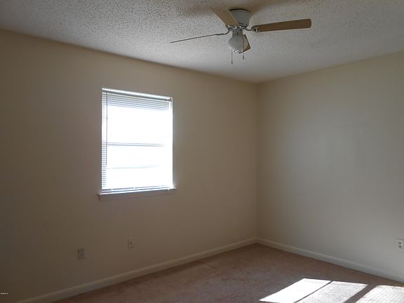 5th image of 2437 Northbrook Dr
