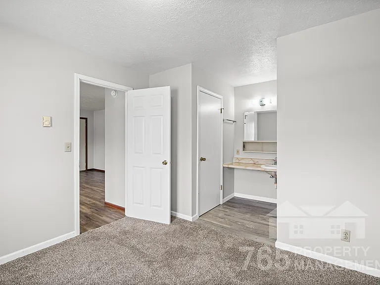 2930 Albright Rd #204 — Photo 7