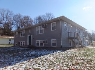 1228 24th Ave APT 4, Rock Island, IL