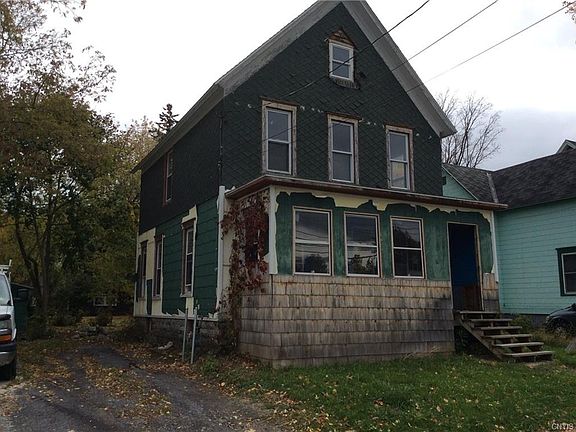 2nd image of 642 Lansing St