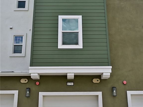 4th image of 1750 Cayton Loop
