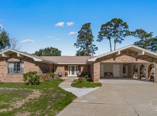 2822 Venetian Gdn, Gulf Breeze, FL 32563