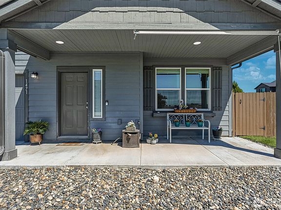 2nd image of 1471 SW Greeley Street