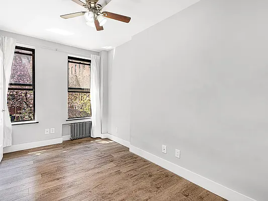 Rented by REAL New York | media 24