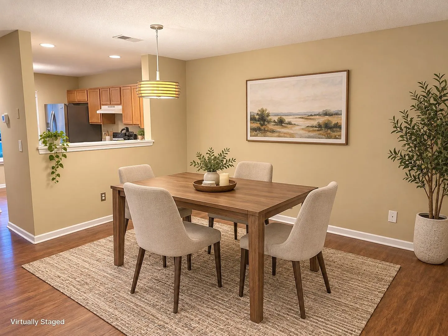 Pet-Friendly 2BR Townhome with 2 Ensuite Baths, Community Pool & Fenced Patio — Photo 3
