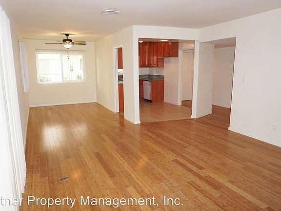 2nd image of 5709 Hazeltine Ave APT 1