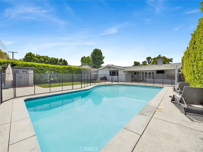 8746 Ruffner Ave — Photo 21