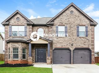 12185 Centerra Dr, Hampton, GA 30228
