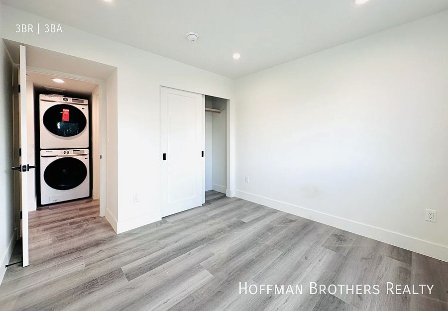 2nd image of 4126 Clayton Ave #1/2