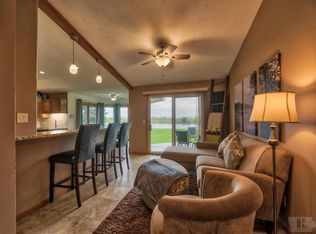 1622 N 24th St, Clear Lake, IA 50428