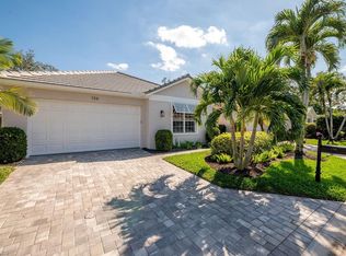 136 Livermore Ln, Naples, FL 34119