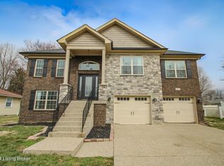 8411 Glaser Ln, Louisville, KY 40291
