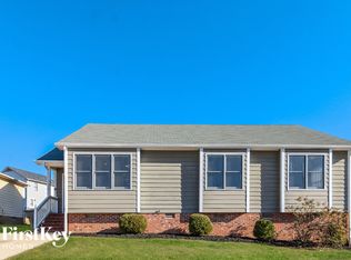 1805 Covenant Ln, Greensboro, NC 27406