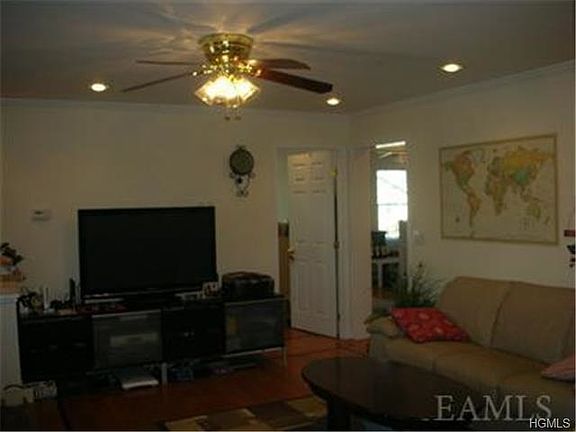 5th image of 420 5th St #2