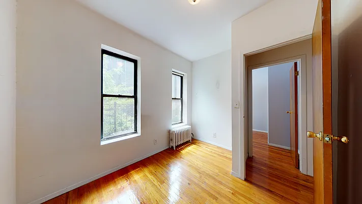 Rented by Bond New York | media 15