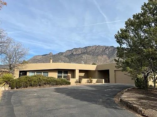 546 Black Bear Loop NE Photo 1