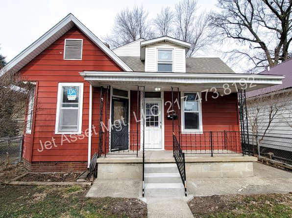1621 E Carpenter St