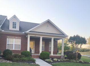 155 Hatleyberry St, Oak Ridge, TN 37830
