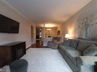 127 Chaps Ln, West Chester, PA 19382