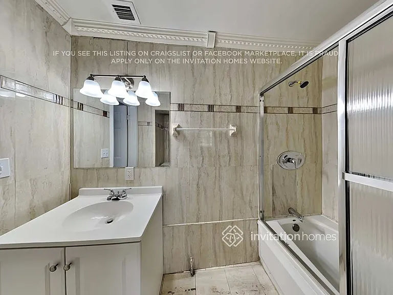 1261 NW 202nd St — Photo 16