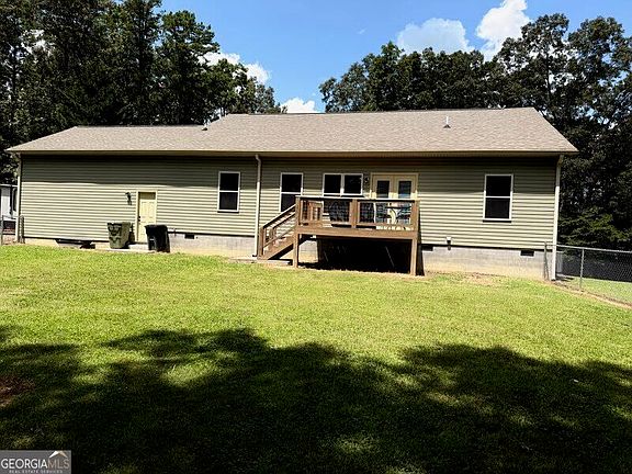 3rd image of 363 Griffin Rd NW