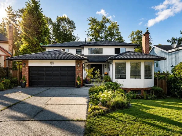 7995 Woodhurst Dr, Burnaby, BC V5A 4C6
